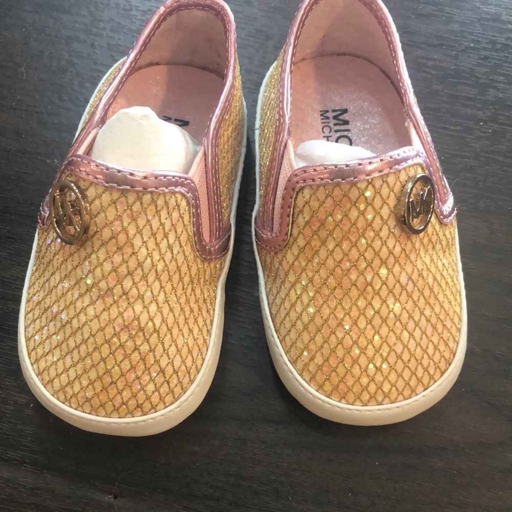 Brand new toodler shoes